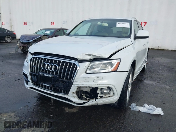 2015 Audi Q5 Premium Plus with VIN WA1DGAFPXFA043040, listed as a IAAI auction lot 41773280 with 103,168 mi miles. Bid and sale history available at carsss.com. Image 6.