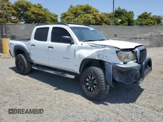 2010 Toyota Tacoma with VIN 3TMLU4EN6AM041048, listed as a Copart auction lot 61290985 with 199,384 mi miles and Salvage title. Bid and sale history available at DreamBid. Image 4.