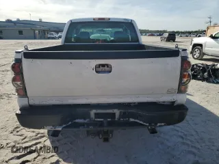 2000 Chevrolet Silverado 1500 with VIN 2GCEC19WXY1380555, listed as a Copart auction lot 41384365 with 244,927 mi miles and Clean Title. Bid and sale history available at DreamBid. Image 6.