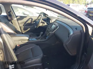 2015 Buick LaCrosse Premium I with VIN 1G4GD5G36FF286261, listed as a IAAI auction lot 42146571 with 162,478 mi miles. Bid and sale history available at carsss.com. Image 5.