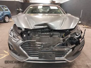2019 Hyundai Sonata SE with VIN 5NPE24AF6KH817599, listed as a IAAI auction lot 41767384 with 43,596 mi miles and . Bid and sale history available at carsss.com. Image 12.