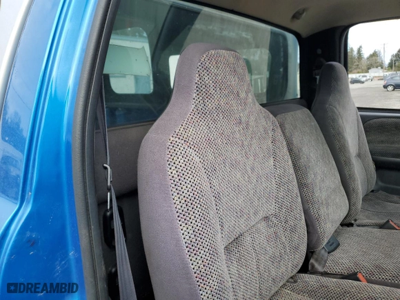 1998 Dodge Ram 1500 with VIN 1B7HF16Z2WS627647, listed as a Copart auction lot 46144705 with 212,532 mi miles and Salvage Title. Bid and sale history available at carsss.com. Image 10.