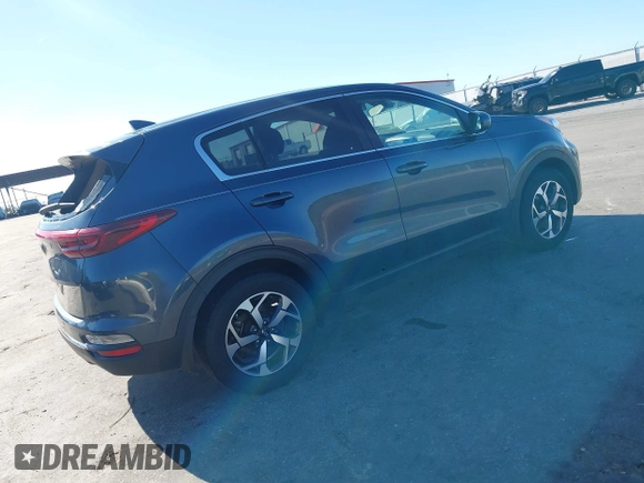 2020 Kia Sportage LX with VIN KNDPM3AC6L7720640, listed as a IAAI auction lot 41843861 with 114,977 mi miles. Bid and sale history available at carsss.com. Image 4.