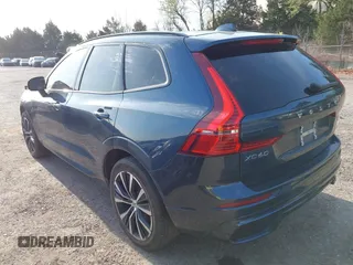 2023 Volvo XC60 z VIN YV4L12DX3P1278289, wystawiony jako IAAI lot #41889608 z przebiegiem 27 191 mil mil oraz . Historia ofert i sprzedaży dostępna na DreamBid. Obrazek 3.