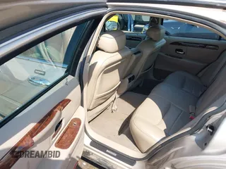 2002 Lincoln Town Car Executive z VIN 1LNHM81W12Y620302, wystawiony jako IAAI lot #41952738 z przebiegiem 83 062 mil mil oraz . Historia ofert i sprzedaży dostępna na DreamBid. Obrazek 8.