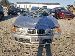 2001 BMW 3 Series 330Ci with VIN WBABN53461JU30596, listed as a Copart auction lot 73833734 with 132,821 mi miles and Salvage Title. Bid and sale history available at carsss.com. Image 5.