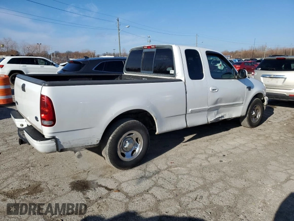 2000 Ford F-150 XL with VIN 1FTRX17L8YNB40935, listed as a Copart auction lot 86726884 with 260,636 mi miles and Salvage Title. Bid and sale history available at carsss.com. Image 3.