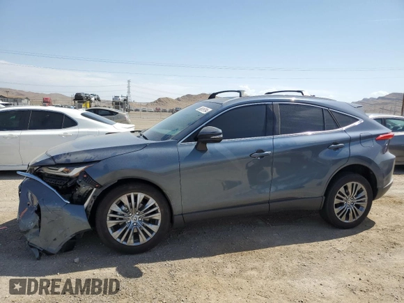 2024 Toyota Venza LE with VIN JTEAAAAH6RJ153805, listed as a Copart auction lot 66619794 with 5,086 mi miles and Salvage Title. Bid and sale history available at carsss.com. Image 1.
