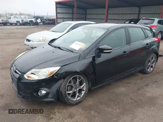 2014 Ford Focus SE z VIN 1FADP3K20EL386198, wystawiony jako IAAI lot #42157909 z przebiegiem 125 097 mil mil oraz . Historia ofert i sprzedaży dostępna na DreamBid. Obrazek 17.