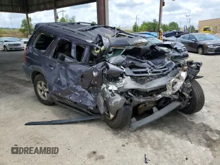 2005 Mazda Tribute S with VIN 4F2CZ06155KM32663, listed as a Copart auction lot 58622554 with 225,000 mi miles and Salvage Title. Bid and sale history available at carsss.com. Image 4.