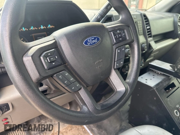 2019 Ford F-150 XL z VIN 1FTEX1C51KKC92425, wystawiony jako IAAI lot #42526412 z przebiegiem 150 373 mil mil oraz . Historia ofert i sprzedaży dostępna na DreamBid. Obrazek 15.