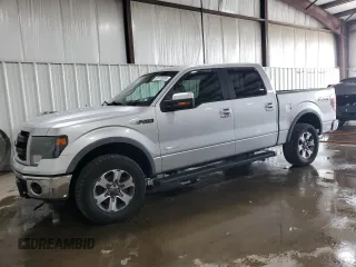 2013 Ford F-150 XL с VIN 1FTFW1ET9DKG43698, выставлен на аукционе Copart как лот 61673695 с пробегом 134 123 миль миль и Чистый • Clean title. История ставок и продаж доступна на DreamBid. Изображение 1.