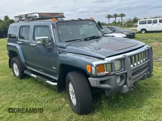 2006 Hummer H3 with VIN 5GTDN136X68246842, listed as a Copart auction lot 54361265 with 204,581 mi miles and Clean Title. Bid and sale history available at carsss.com. Image 1.