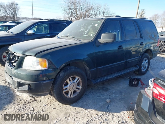 2004 Ford Expedition Special Service with VIN 1FMRU15W14LA12589, listed as a IAAI auction lot 41363469 with 210,280 mi miles. Bid and sale history available at carsss.com. Image 17.