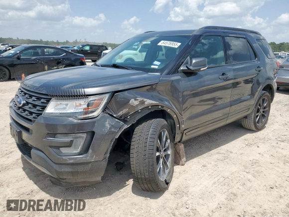 2017 Ford Explorer XLT z VIN 1FM5K7D88HGD41816, wystawiony jako Copart lot #64576955 z przebiegiem 124 524 mil mil oraz Szkoda całkowita • Salvage title. Historia ofert i sprzedaży dostępna na DreamBid. Obrazek 1.