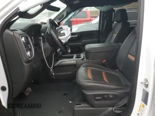 2023 GMC Sierra 3500HD AT4 z VIN 1GT49VEY7PF154909, wystawiony jako Copart lot #84681084 z przebiegiem Nie podano mil oraz Szkoda całkowita • Salvage title. Historia ofert i sprzedaży dostępna na DreamBid. Obrazek 7.