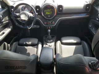 2017 MINI Countryman Cooper S z VIN WMZYT3C33H3B66060, wystawiony jako Copart lot #54921435 z przebiegiem 126 674 mil mil oraz Szkoda całkowita • Salvage title. Historia ofert i sprzedaży dostępna na DreamBid. Obrazek 8.