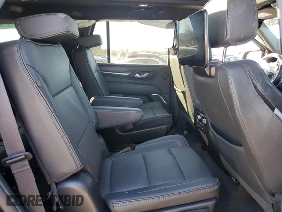2024 GMC Yukon Denali with VIN 1GKS2DKL8RR173831, listed as a Copart auction lot 87831265 with 32,872 mi miles and Salvage Title. Bid and sale history available at carsss.com. Image 11.