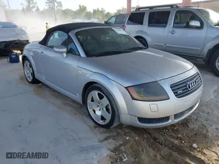 2001 Audi TT with VIN TRUUT28N811000964, listed as a IAAI auction lot 42107658 with 101,629 mi miles. Bid and sale history available at carsss.com. Image 1.