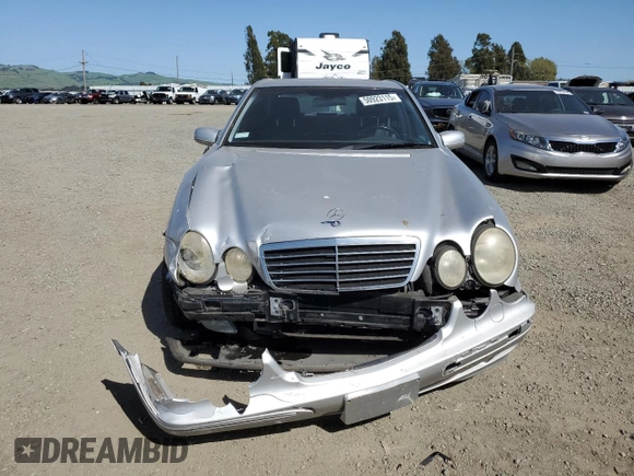 2000 Mercedes-Benz E-Class with VIN WDBJF65J4YB159268, listed as a Copart auction lot 50923115 with 127,650 mi miles and Salvage Title. Bid and sale history available at carsss.com. Image 5.