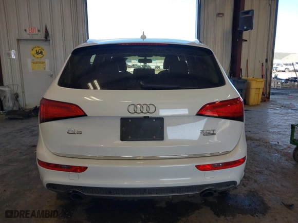 2015 Audi Q5 Premium Plus with VIN WA1DGAFP2FA130155, listed as a IAAI auction lot 41699314 with 118,377 mi miles. Bid and sale history available at carsss.com. Image 17.