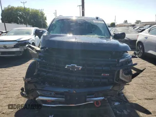 2025 Chevrolet Tahoe Z71 with VIN 1GNS6PRD8SR202788, listed as a Copart auction lot 63323005 with 14,824 mi miles and Clean title. Bid and sale history available at DreamBid. Image 5.