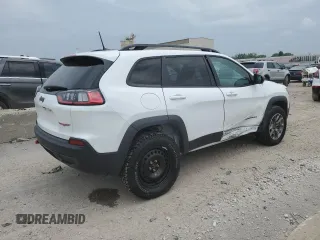 2022 Jeep Cherokee Trailhawk z VIN 1C4PJMBX2ND548837, wystawiony jako Copart lot #59042215 z przebiegiem 13 489 mil mil oraz Szkoda całkowita • Salvage title. Historia ofert i sprzedaży dostępna na DreamBid. Obrazek 3.