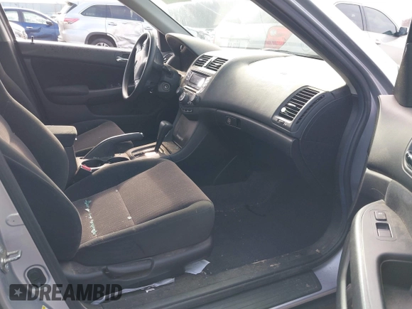 2004 Honda Accord LX with VIN 1HGCM66344A047636, listed as a IAAI auction lot 41706632 with 124,439 mi miles and . Bid and sale history available at DreamBid. Image 5.