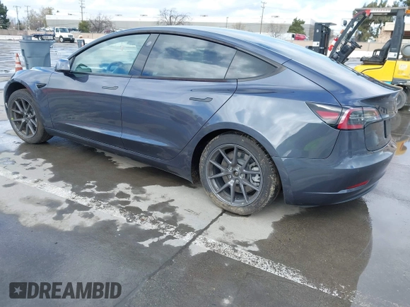 2022 Tesla Model 3 Long Range with VIN 5YJ3E1EB0NF259904, listed as a IAAI auction lot 41826642 with 42,272 mi miles and . Bid and sale history available at DreamBid. Image 3.