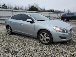 2013 Volvo S60 T5 Premier with VIN YV1612FS0D2200375, listed as a Copart auction lot 43930195 with 79,726 mi miles and Salvage Title. Bid and sale history available at carsss.com. Image 4.