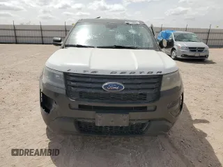 2017 Ford Police Interceptor Utility z VIN 1FM5K8AT7HGD60193, wystawiony jako Copart lot #46113325 z przebiegiem 135 014 mil mil oraz Szkoda całkowita • Salvage title. Historia ofert i sprzedaży dostępna na DreamBid. Obrazek 5.