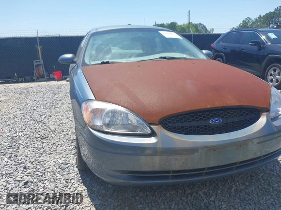 2000 Ford Taurus SE with VIN 1FAFP53U1YG213906, listed as a IAAI auction lot 42064922 with 117,043 mi miles and . Bid and sale history available at DreamBid. Image 6.