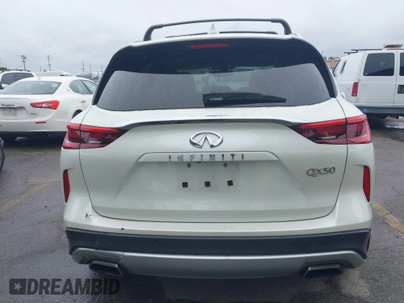 2019 Infiniti QX50 LUXE with VIN 3PCAJ5M16KF116521, listed as a IAAI auction lot 41793978 with 70,007 mi miles. Bid and sale history available at carsss.com. Image 16.