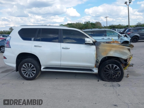 2020 Lexus GX 460 Luxury with VIN JTJGM7BX1L5259929, listed as a IAAI auction lot 41688600 with Not Provided miles and . Bid and sale history available at DreamBid. Image 13.