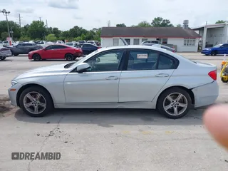 2013 BMW 3 Series 328i with VIN WBA3C1C59DK105001, listed as a IAAI auction lot 41923155 with 73,810 mi miles. Bid and sale history available at carsss.com. Image 15.