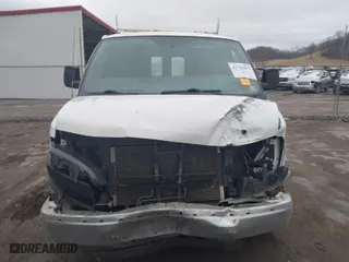 2015 GMC Savana Cargo Van with VIN 1GTW7FCF4F1904249, listed as a IAAI auction lot 41710471 with 178,930 mi miles. Bid and sale history available at carsss.com. Image 13.