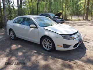 2012 Ford Fusion SEL with VIN 3FAHP0JG3CR266407, listed as a IAAI auction lot 42065260 with 181,315 mi miles and . Bid and sale history available at carsss.com. Image 1.