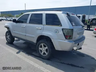 2006 Jeep Grand Cherokee Laredo with VIN 1J4GR48K46C308811, listed as a IAAI auction lot 42044167 with 190,613 mi miles. Bid and sale history available at carsss.com. Image 3.