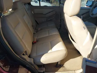 2006 Ford Explorer Eddie Bauer with VIN 1FMEU64876ZA09405, listed as a IAAI auction lot 41198946 with 219,980 mi miles and . Bid and sale history available at DreamBid. Image 8.