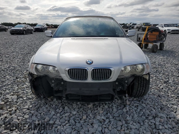2001 BMW 3 Series 330Ci with VIN WBABS53421JU85877, listed as a Copart auction lot 52491245 with 107,120 mi miles and Non Repairable. Bid and sale history available at carsss.com. Image 5.