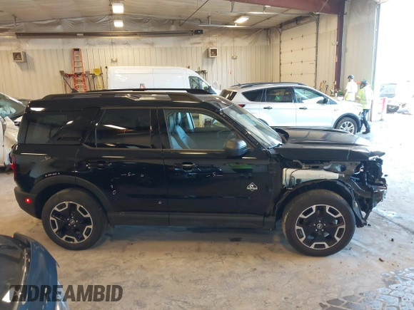 2021 Ford Bronco Sport Outer Banks z VIN 3FMCR9C60MRA80148, wystawiony jako IAAI lot #42284516 z przebiegiem 25 699 mil mil oraz . Historia ofert i sprzedaży dostępna na DreamBid. Obrazek 13.
