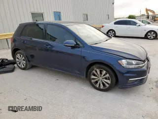 2018 Volkswagen Golf S z VIN 3VWG17AU1JM263597, wystawiony jako Copart lot #54077065 z przebiegiem 63 550 mil mil oraz Szkoda całkowita • Salvage title. Historia ofert i sprzedaży dostępna na DreamBid. Obrazek 4.