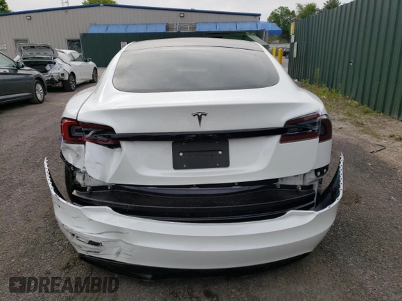 2021 Tesla Model S Long Range z VIN 5YJSA1E59MF438359, wystawiony jako Copart lot #57794325 z przebiegiem 31 651 mil mil oraz Szkoda całkowita • Salvage title. Historia ofert i sprzedaży dostępna na DreamBid. Obrazek 6.