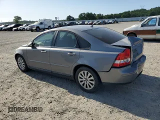 2005 Volvo S40 с VIN YV1MS390052070863, выставлен на аукционе Copart как лот 53854165 с пробегом 172 266 миль миль и Списание • Salvage title. История ставок и продаж доступна на DreamBid. Изображение 2.
