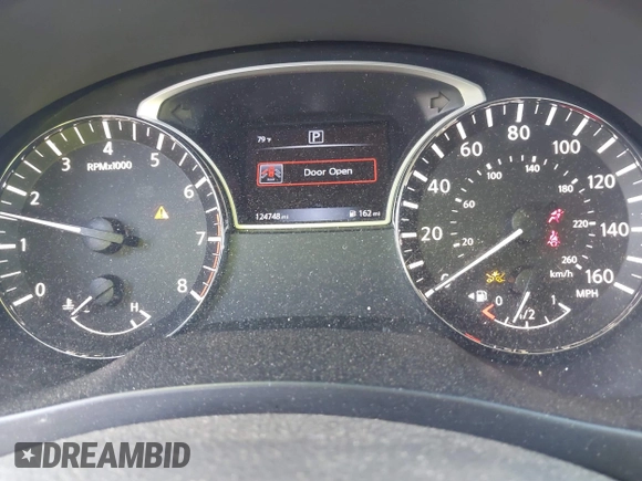 2018 Nissan Altima SR with VIN 1N4AL3AP8JC224924, listed as a IAAI auction lot 42145463 with 124,748 mi miles and . Bid and sale history available at carsss.com. Image 7.