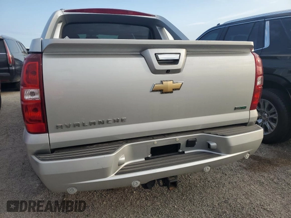 2011 Chevrolet Avalanche LT with VIN 3GNTKFE39BG212639, listed as a Copart auction lot 76450714 with 0 mi miles and Salvage Title. Bid and sale history available at carsss.com. Image 6.