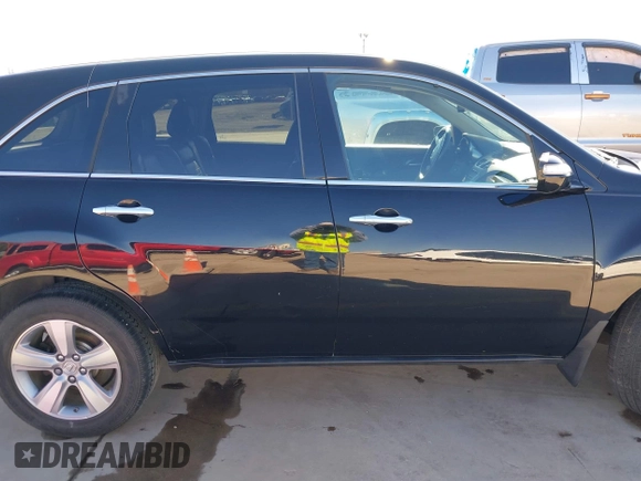 2013 Acura MDX with VIN 2HNYD2H20DH503077, listed as a IAAI auction lot 41652090 with 332,503 mi miles. Bid and sale history available at carsss.com. Image 13.