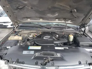 2001 Chevrolet Tahoe LS z VIN 1GNEC13T71R199027, wystawiony jako IAAI lot #41546283 z przebiegiem 232 905 mil mil oraz . Historia ofert i sprzedaży dostępna na DreamBid. Obrazek 10.