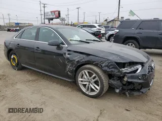 2024 Audi A4 S line Premium Plus z VIN WAUEAAF43RN005595, wystawiony jako Copart lot #60690765 z przebiegiem 27 152 mil mil oraz Szkoda całkowita • Salvage title. Historia ofert i sprzedaży dostępna na DreamBid. Obrazek 4.