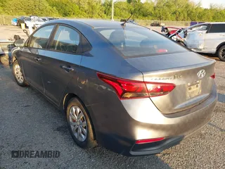 2019 Hyundai Accent SE with VIN 3KPC24A33KE077656, listed as a IAAI auction lot 42025342 with 109,403 mi miles. Bid and sale history available at carsss.com. Image 3.